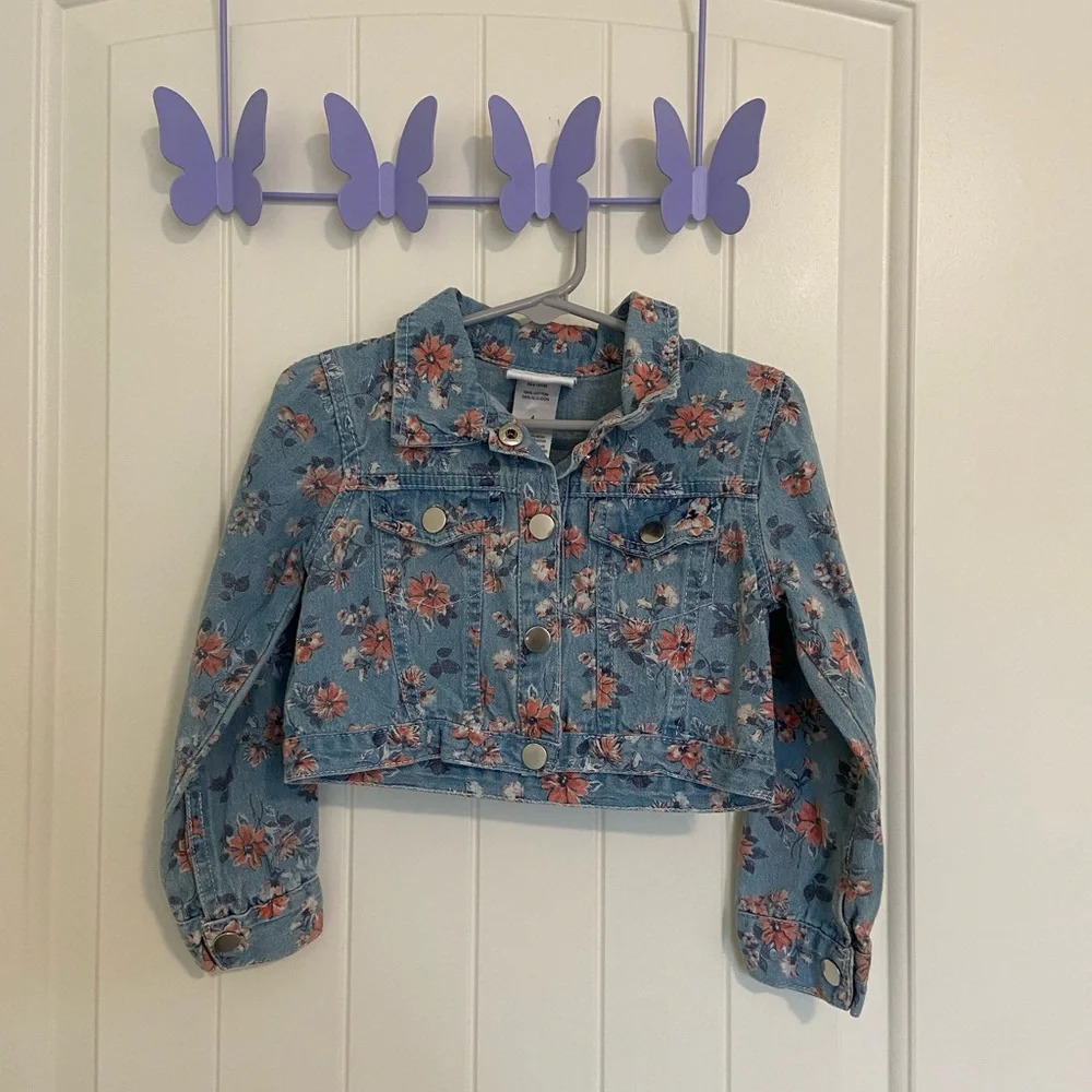 Little Lass girl’s floral denim‎ cropped jacket — size 4